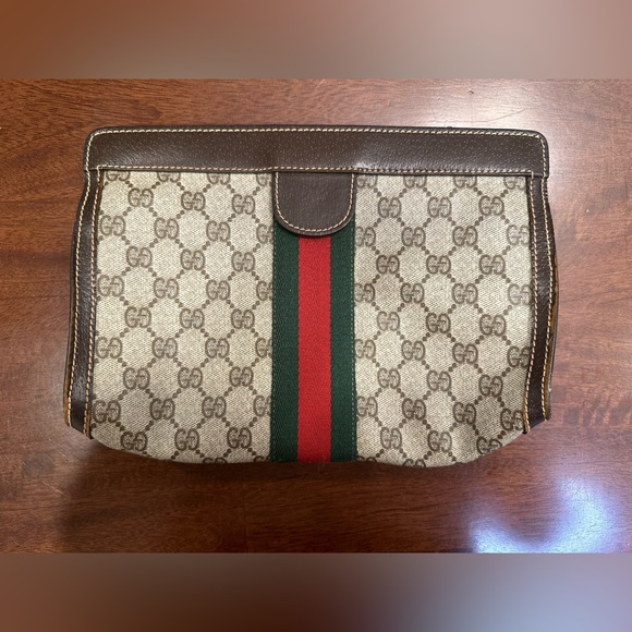 Gucci Handbags - Gucci vintage pouch / clutch, great condition.